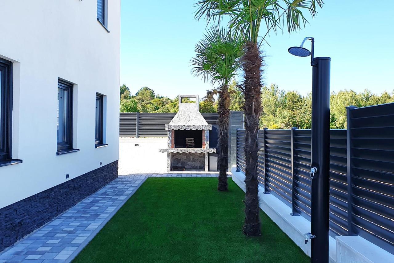 Villa Black Pearl Šibenik Exteriör bild