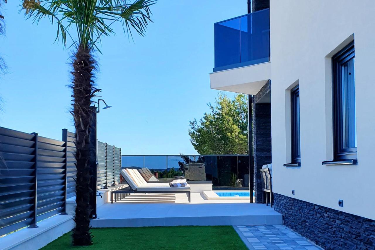 Villa Black Pearl Šibenik Exteriör bild
