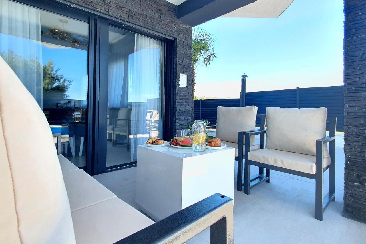 Villa Black Pearl Šibenik Exteriör bild